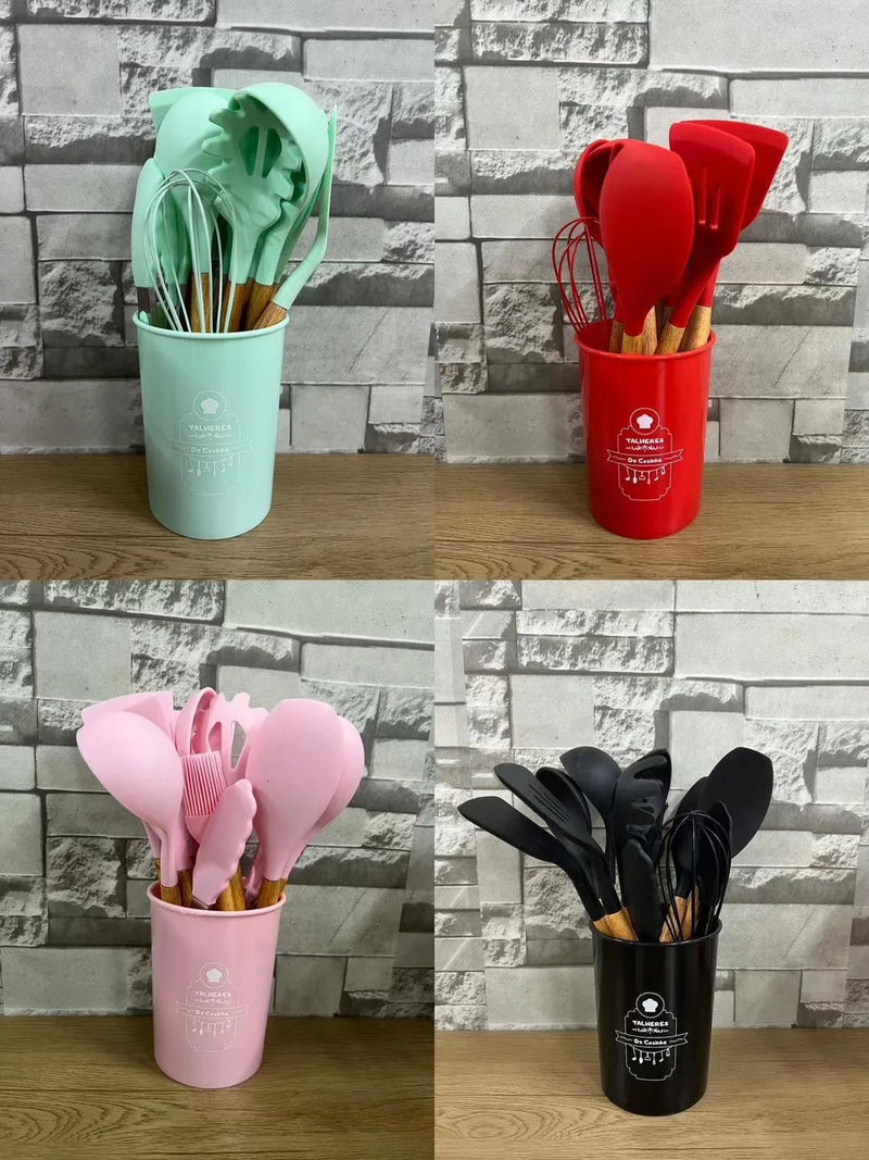 Kit 12 Kitchen Utensils In Silicone And Wooden Cable