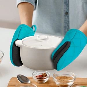 1 Pair Kitchen Oven Gloves High Heat Resistant Short Oven Mitts with Non-Slip Grip Surfaces and Hanging for BBQ Baking Cooking