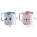 po de enxaguatório bucal com expressão de desenho animado de palha