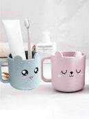 po de enxaguatório bucal com expressão de desenho animado de palha